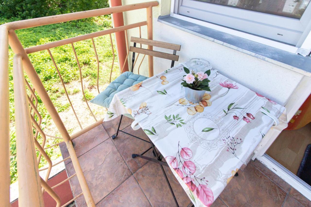 Viky'S Apartment Gyor Ngoại thất bức ảnh