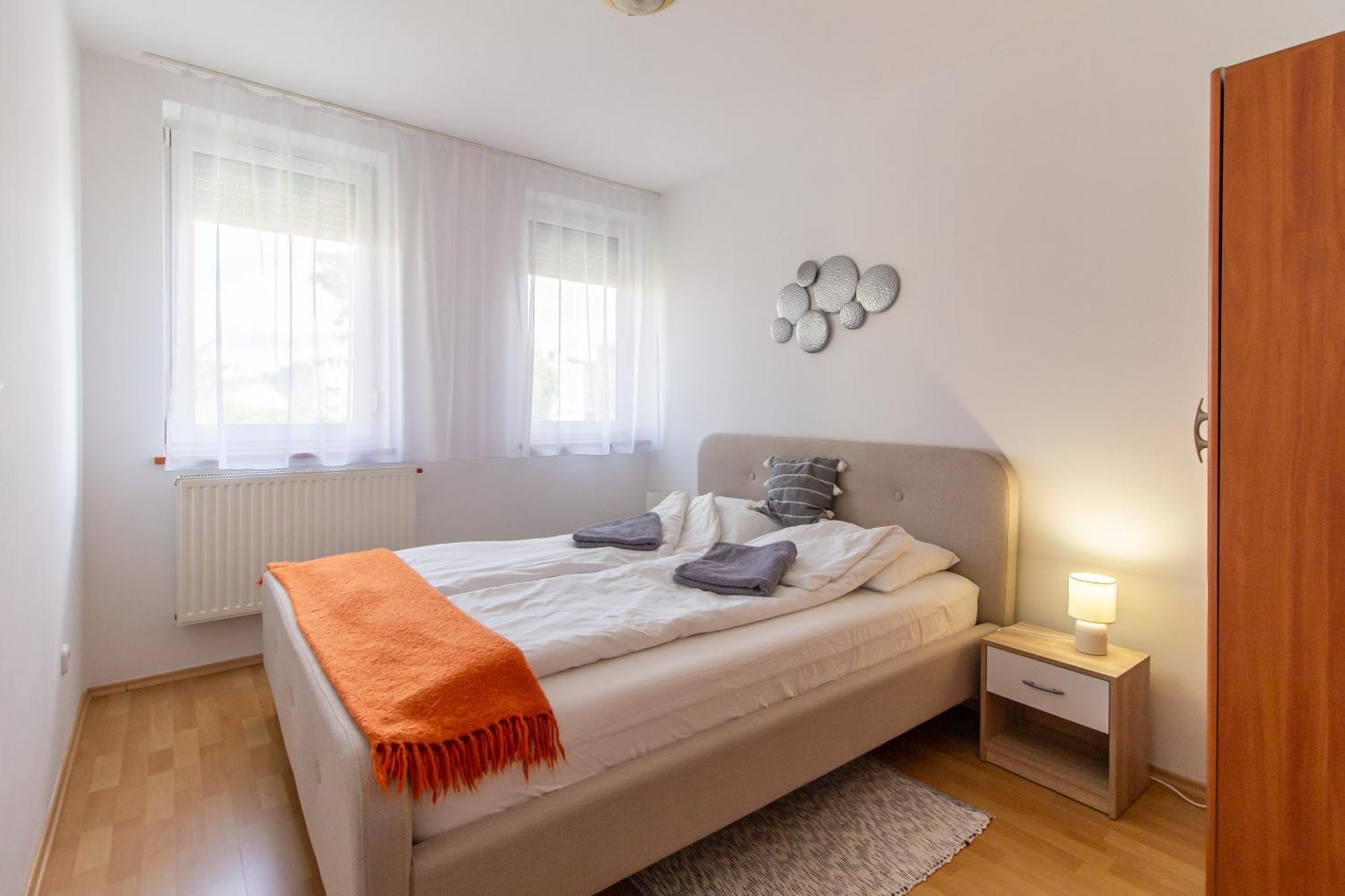 Viky'S Apartment Gyor Ngoại thất bức ảnh